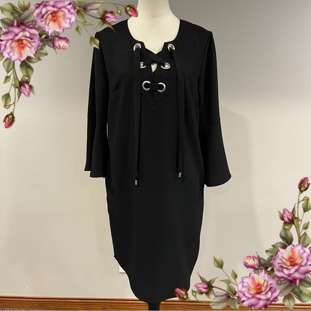 Elegant Black long bell sleeves Lace-Up mini Dress size‎ large